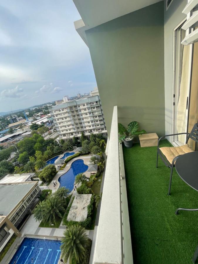 Verdon Parc Condo Davao City Buitenkant foto